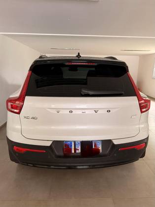 VOLVO XC40 P6 RECHARGE ELECTRIC PLUS VOLVO XC40 P6 RECHARGE ELECTRIC PLUS